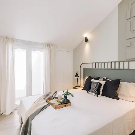 Апартаменты Marley - 1 Bedroom And Parking In Campolide *